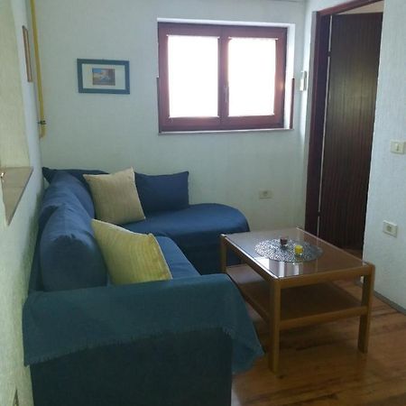 Apt Ingrid Pula Exterior foto